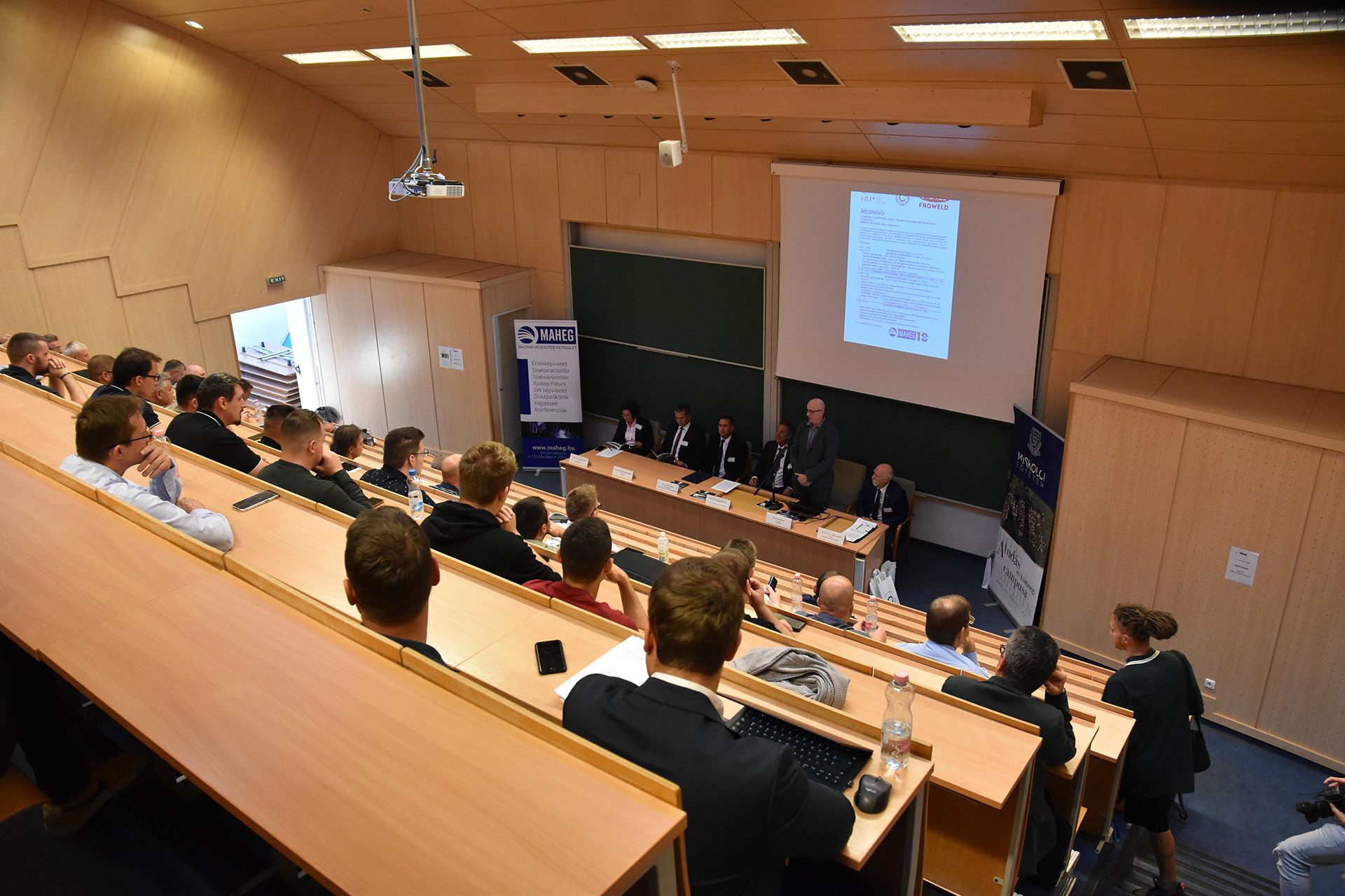 Korszerű ívhegesztési laboratórium átadó ünnepség és szakmai rendezvény